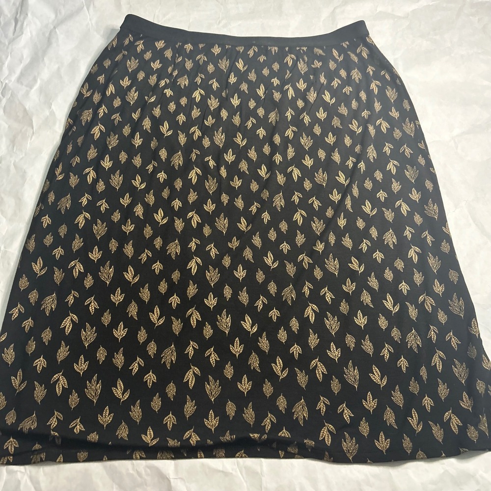 J.Jill Petite L Black Skirt Leaf Print A-Line Elastic Waist‎ Casual Stretch